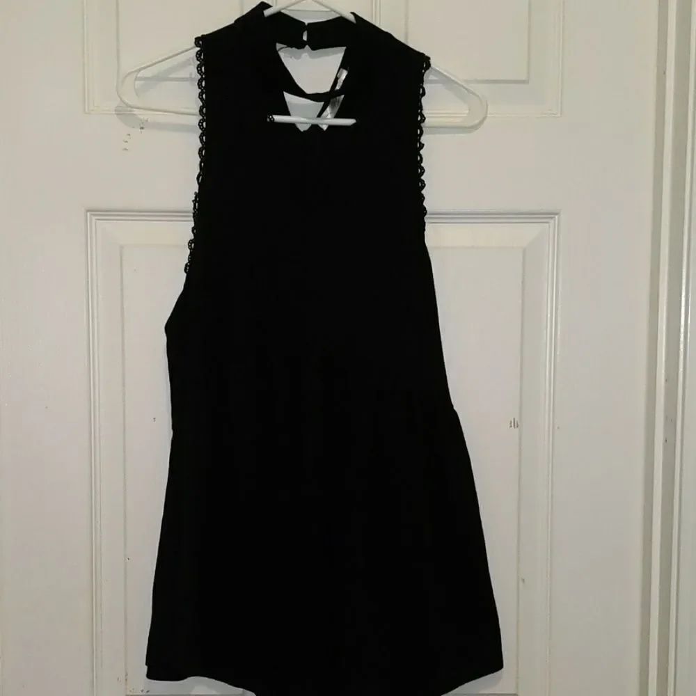 Andree by Unit black  top Sz L